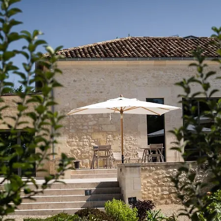 Chateau De Ferrand Bed & Breakfast Saint-Emilion