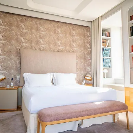 Chateau De Ferrand Bed & Breakfast Saint-Emilion