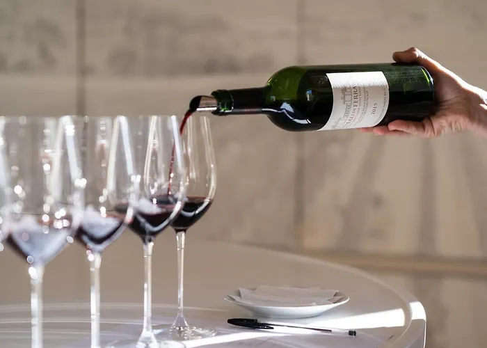 Château De Ferrand Alojamento de Acomodação e Pequeno-almoço 4*