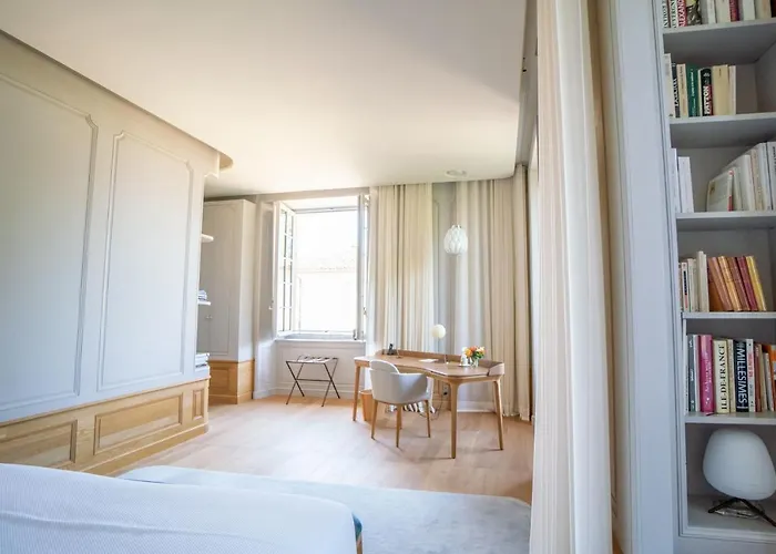 Château De Ferrand Alojamento de Acomodação e Pequeno-almoço Saint-Émilion