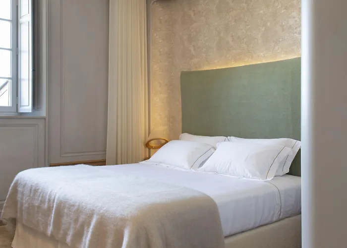 Château De Ferrand 4*